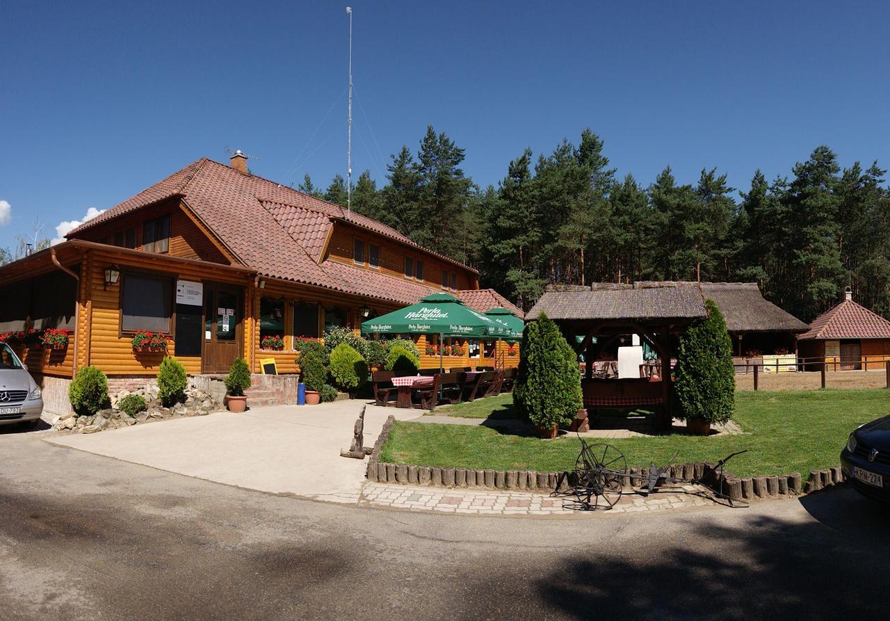 Paripa Csarda Bed and Breakfast Debreczyn Zewnętrze zdjęcie